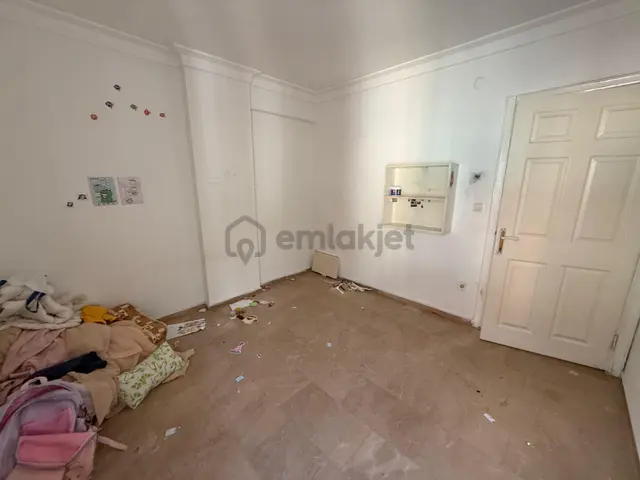 Karslılar'da Trt Cvr 5+2/3 Mutfak/3 Banyo/bahçeli/forleks Villa 3