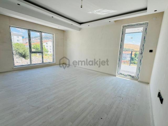 Bostancık Caddesi Yakınında Sıfır Binada 3+1 Katta Satılık Daire !! 2