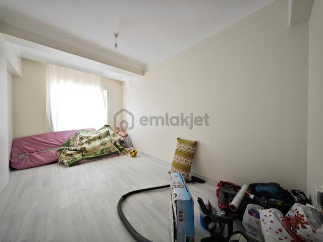 Bostancık Caddesi Yakınında 3+1 Ara Kat Satılık Sıfır Daire !! 5