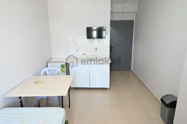 Mersin Çiftlikköyde 1+0 Eşyalı Kiralık Stüdyo Apart 1