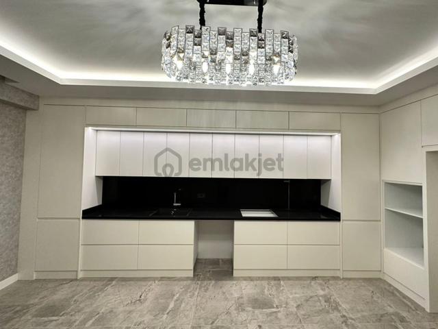 Max Prıme | Göveçlik'de 4+1 / 220m² Ara Kat Full Konsept Sitede Lüks Daire 5
