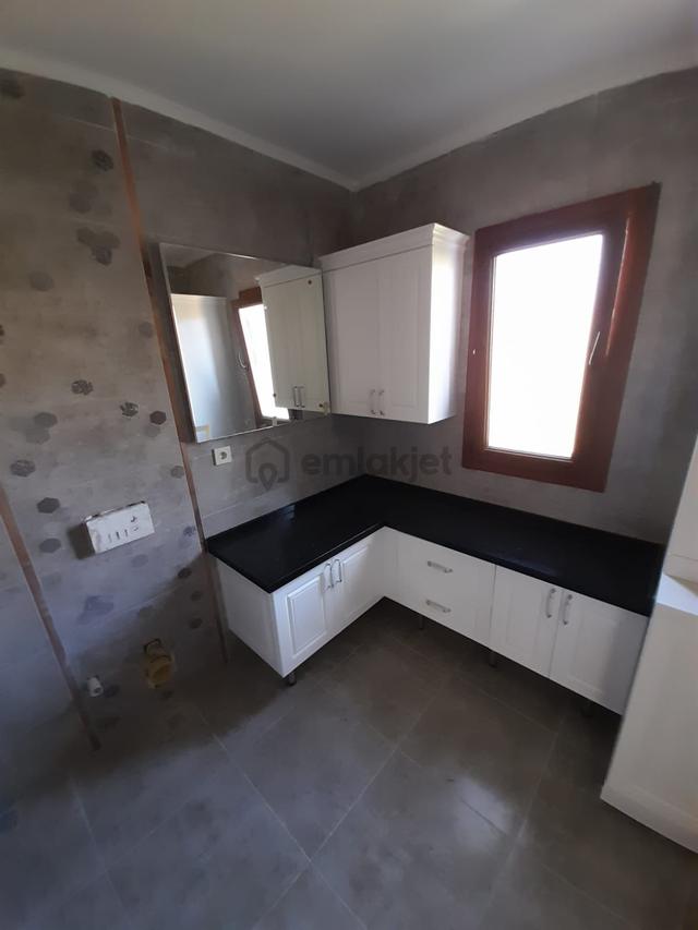 Alaçatı Gayrimenkulden Şifne'de Denize Yakın Sıfır Havuzlu Villa 5