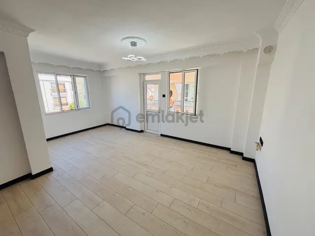 Didim Çamlık'ta İçi Yapılı Masrafsız 2+1 Yazlık 4