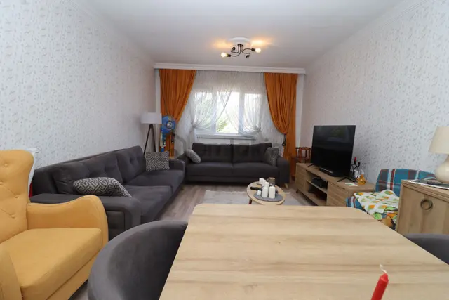 Akif'ten *oğuzlar Mah *asansörlü* Ara Kat* Köşe Başı* 3+1 *daire 4