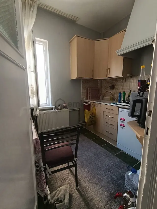 Yenimahallede Satılık 2+1 Ara Kat Daire 1