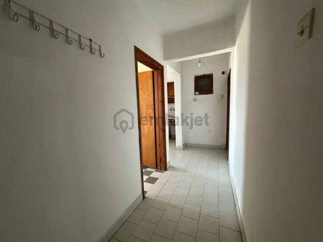 Plaj Merkezinde Deniz Manzaralı Satılık 1+1 Daire 2