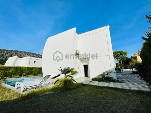Manzara-özel Havuz-bahçe-güvenlik-lüx&modern Mımarı -yerden Isıtma-450 M2-tamamı Mustakıl 4