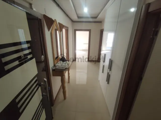 Antalya Kepez Şafakta Kiralık 2+1 Asansörlü Kombili Katta Site İçi Daire No.20517​ 3