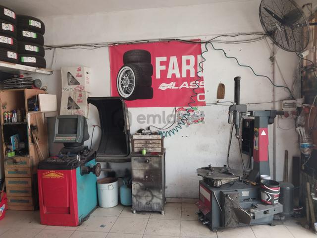 Bursa Osmangazi Güneştepe 4 Yol Agzında Devren Oto Lastik Dükkanı 5