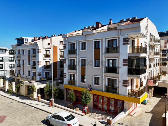 Didim'de Havuzlu Site İçinde Uygun Fiyata Eşyalı 1+1 Daireler