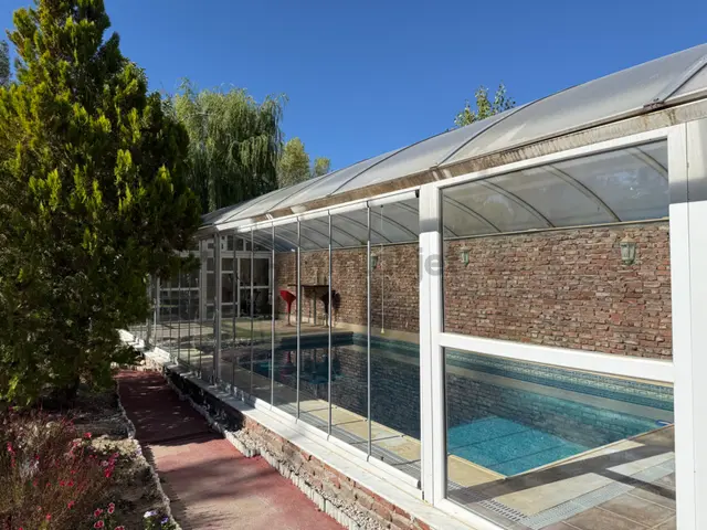 Ankara'da Doğayla İç İçe Havuzlu Özel Peyzajlı Villa 5