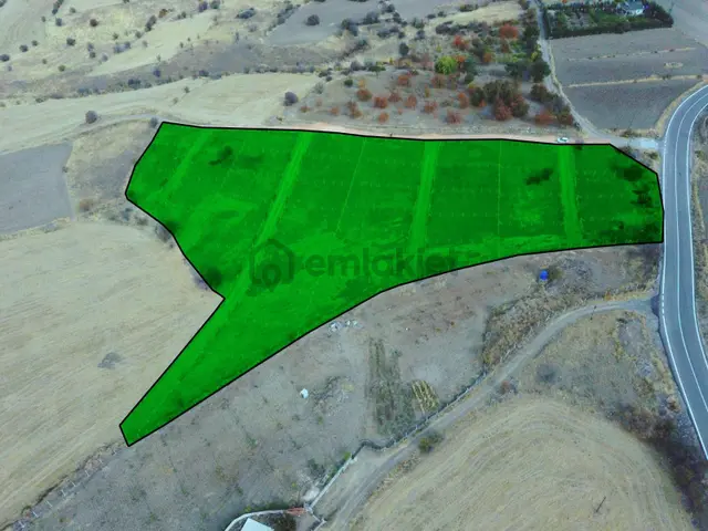 Yıldız'dan Ayaş Gökçebağ'da 325m2 Elektrik-su Satılık Bahçe 3