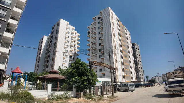 Kızkalesinde Havuzlu Site İçerisinde Eşyalı Satılık 2+1 Daire 3