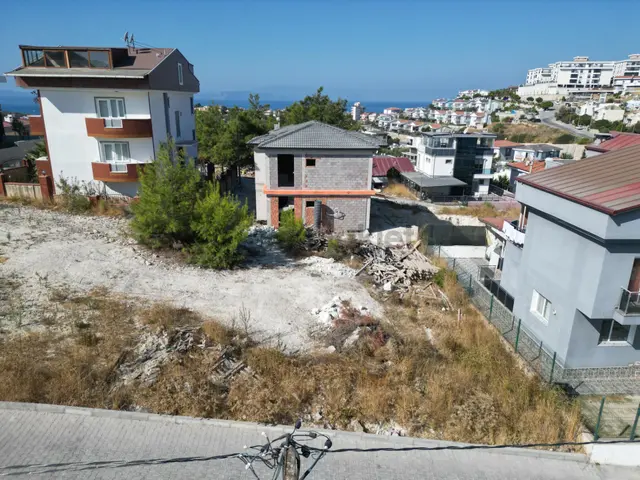 Kuşadası Kadınlar Denizinde 345 M2 İkiz Villa İmarlı Satılık Arsa 5