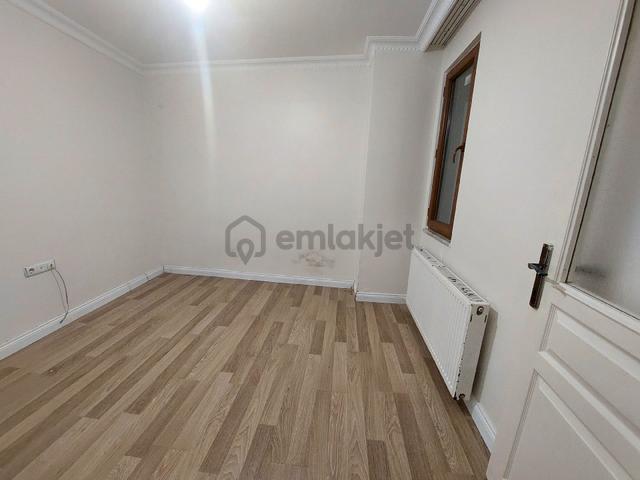 Gaziosmanpaşa Küçükköy Beşyol De Satılık Yüksek Bahçekat Kat Balkonlu 2+1 95 M2 5