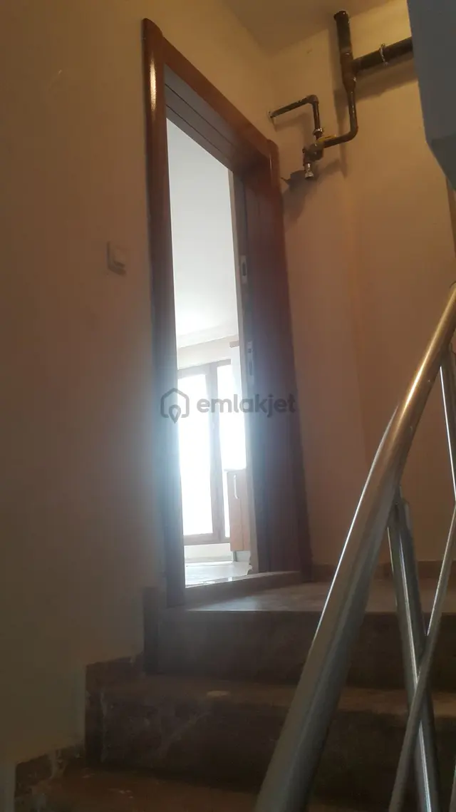 Çekmeköy Cumhuriyet Mahallesinde Eşyalı Sahibinden Kiralık 1+1 Daire 2