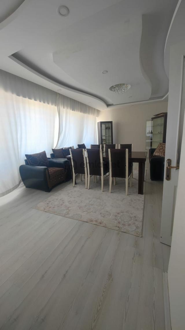 Eryavuz Dan Karaköprü Aksa Doğalgaz Yanı, Dış Cephe Yeni Betopan, 4+1 Odalı, 220 Metre Uygun 5