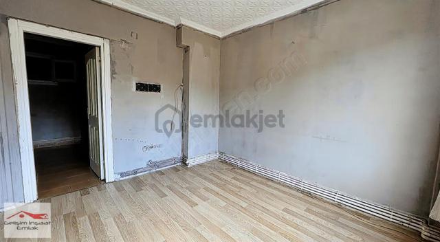 Gelişim Emlak`tan Yatırımlık, Masraflı, Merkezi, 80m², 2+1 4