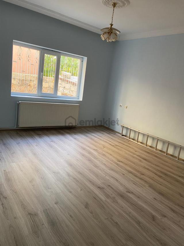 Yalı Mahallesinde Satılık 3 Katlı Müstakil Ev 4