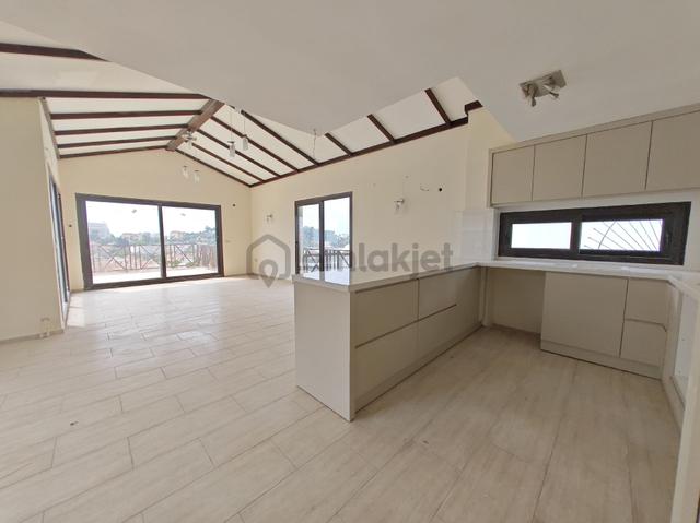 Kuşadası Kadınlar Denizinde Tek Müstakil Manzaralı Satılık Villa 5
