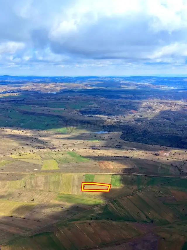 Kütahya Merkez 'de 2.334 M2 Resmi Yola Yakın Dümdüz Fırsat Arazi 4