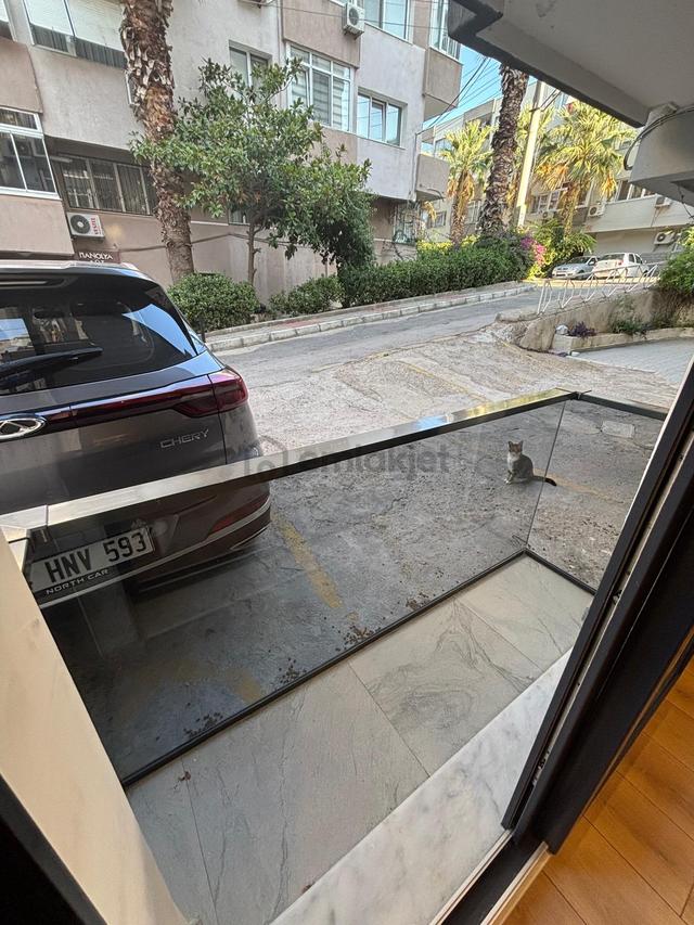 Asilden Amerikan Koleji Yakını Full Tadilatı Satılık 3+1 4
