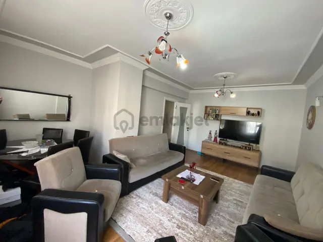 Acill Buca Efeler Mah.de Şirinyer Merkez Civarı 2+1 100m2 Dgazlı Ayrı Mutfak Havadar Satılık Daire 3