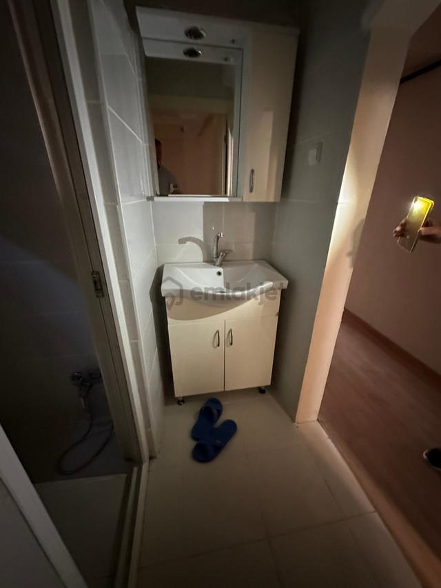 Küçük Emlaktan Gemlik Çarşı Merkezde Satılık 3+1 Arakat Daire 4