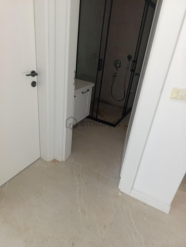 Kuşadası Karaova Mevkiinde 4+1 150m2 Tek Müstakil Özel Havuzlu 4