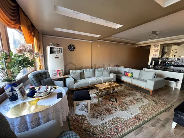 Urla Atatürk Mah.de Giriş Kat 2 Yatak Odalı Satılık Müstakil Ev 3