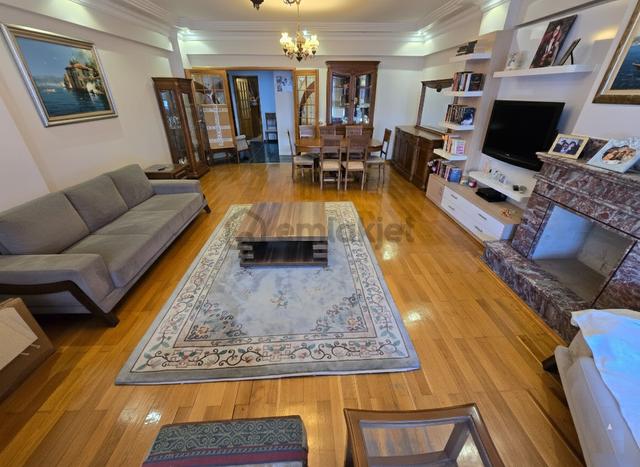 Remax Hür'den Şehrin Merkezinde Kaçırılmayacak Eşyalı Daire Remax Hür'den Şehrin Merkezinde Kaçırılmayacak Eşyalı Daire