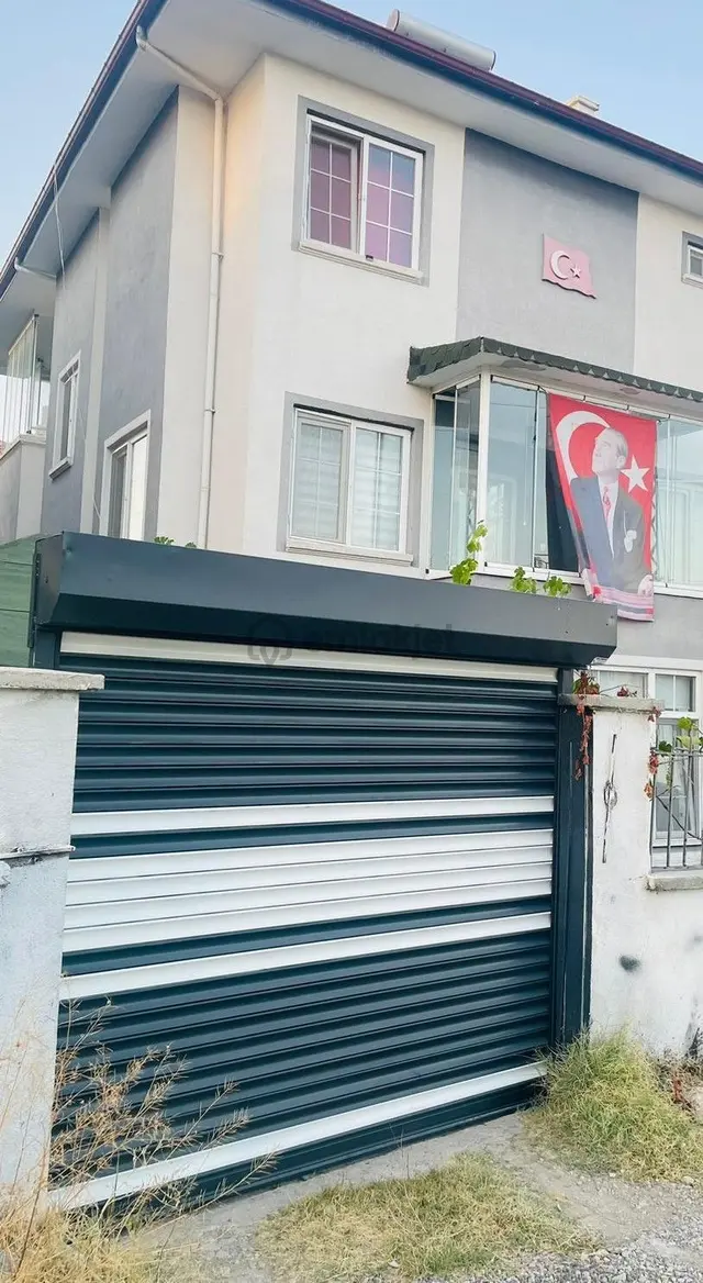 Akyurtta İçi Ful+ful Yapılı Özel Mimarili Geniş 5+1 Villa !!!!!! 2