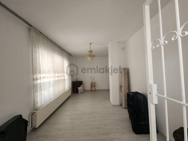 Kuşcağız Mahallesi Merkezi Lokasyonda Bağımsız 3+1 Satılık Daire 4