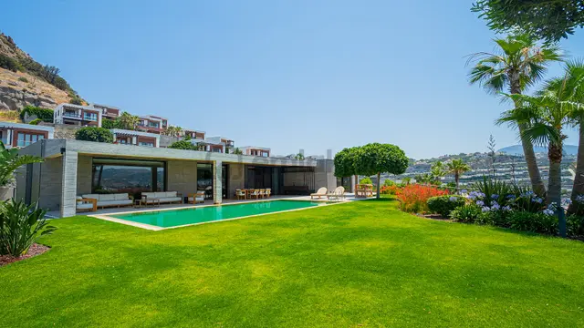 Yalıkavak’ta Özel Plajlı Sitede Eşsiz Deniz Manzaralı Malikane 4