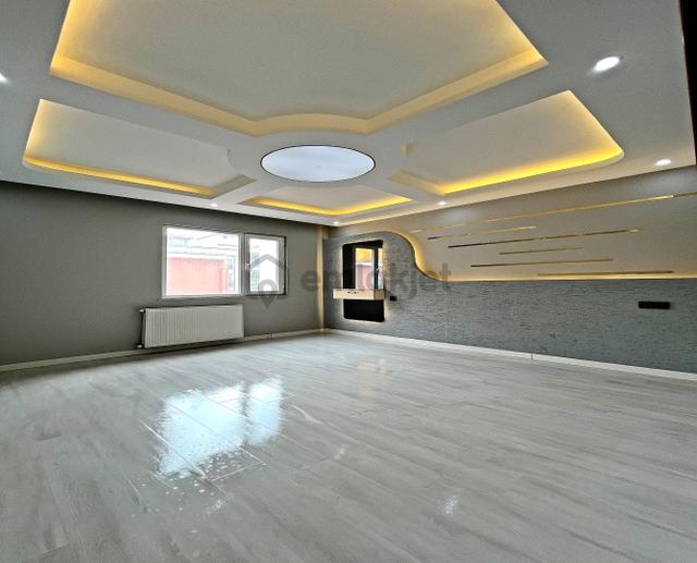 Bahçeşehir Lokasyonunda Satılık 2+1 Lüks Daire 5