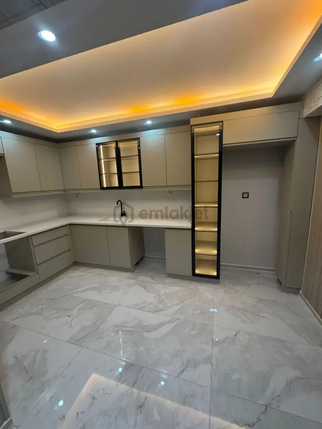🏡 Kuyualan Mahallesi 🏡 ✅3+1 120 M2 5 Katlının 4 Katı ❇️ Kombi Dogalgazlı 2