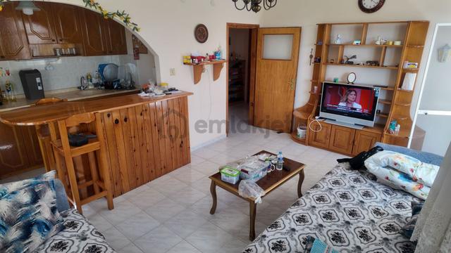 Kızkalesinde Denize Yürüme Mesafesinde Eşyalı Satılık 2+1 Daire 3