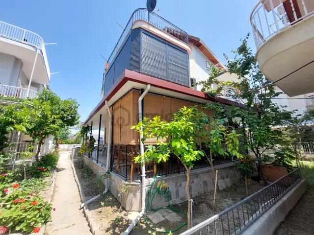 Soğucak Pınar Sitesinde, Denize 550 Mt Mesafede 4+1 Villa 2