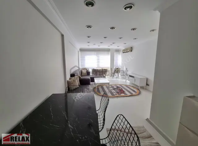 Relax Gayrimenkulden Ege Palas'a Yakın 2+1 Eşyalı Daire Relax Gayrimenkulden Ege Palas'a Yakın 2+1 Eşyalı Daire