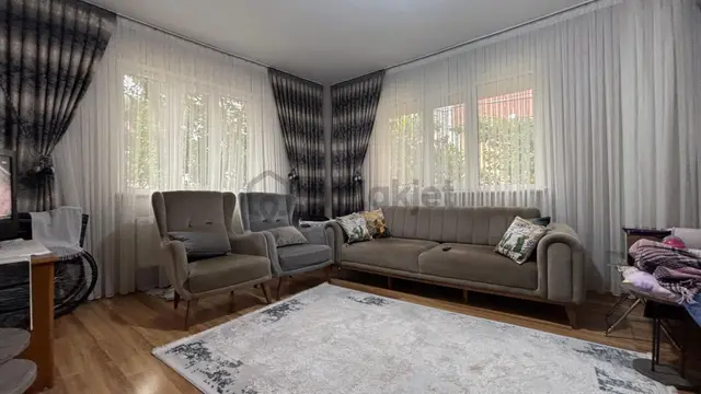 !! Recep Ümit Emlak'tan Emek Mahallesinde Ziya Gökalp Bulvarına Yakın Lokasyonda 3+1 Ters Dublex Fç5 2