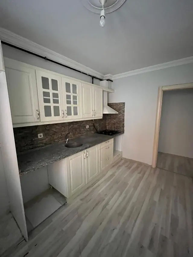 Saruhanlı Çarşı Merkezde 2+1 Kiralık Daire 3