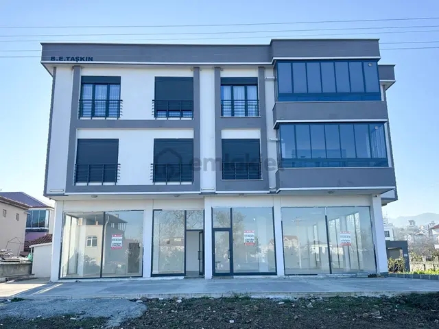 Çatalçamda Bulvar Cephe 195 M Önü Müsait Kiralık 3