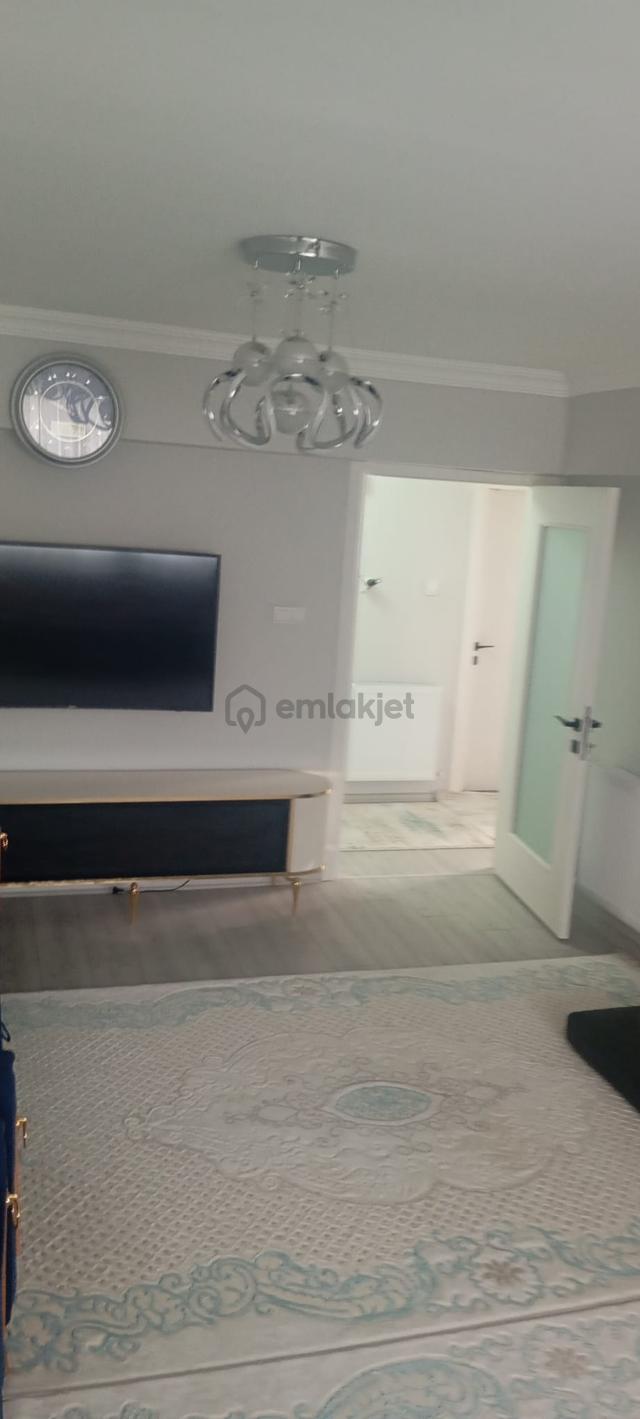 Eşrefpaşa Cadde Üstü Satılık Daire 5