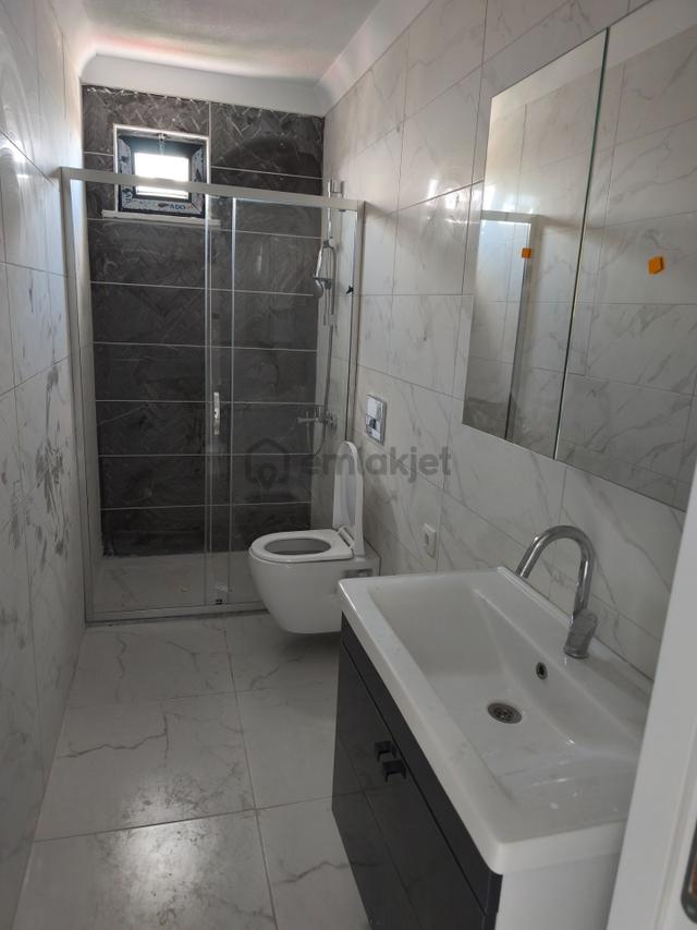 Sultanbeyli Yavuzselim Mah.satılık160 .m 4+1 Üst Düblx Daire 5