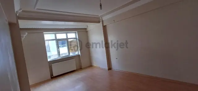 Esenyurt Yunusemrede Satılık Daire 2+1 3