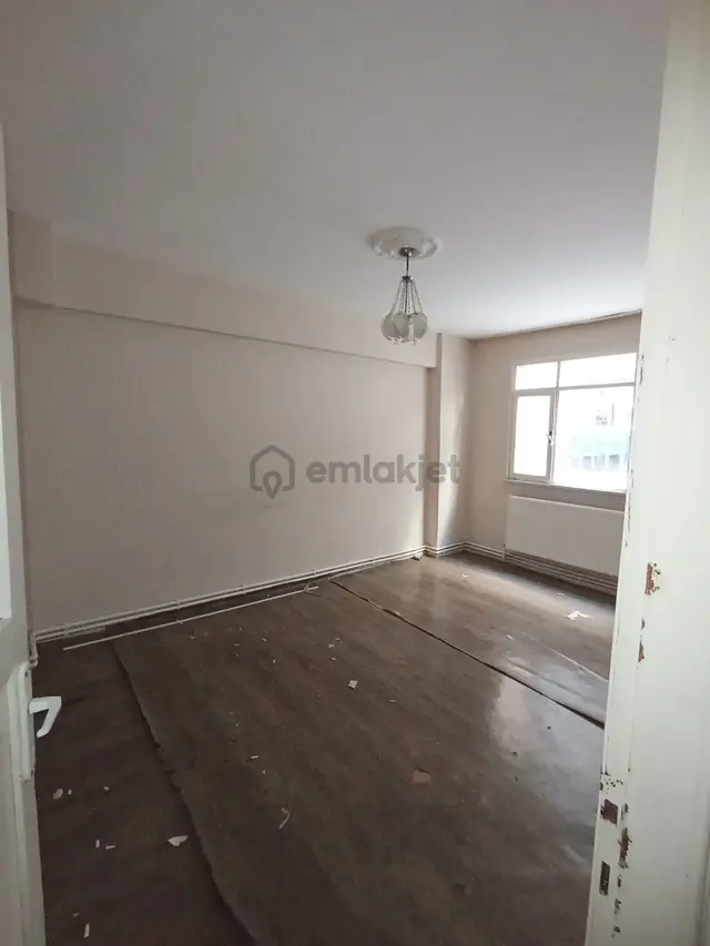 Beyoğlu Kasımpaşa Kadımehmet'te, 2+1, 80m2, K.uygun Değil,geniş, Ferah Satılk Daire-sözgen'den-607 3