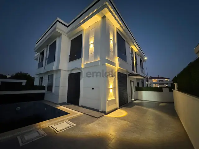 Didim Çamlık Mah.müstakil Havuzlu 3+1 Sıfır Villa 2