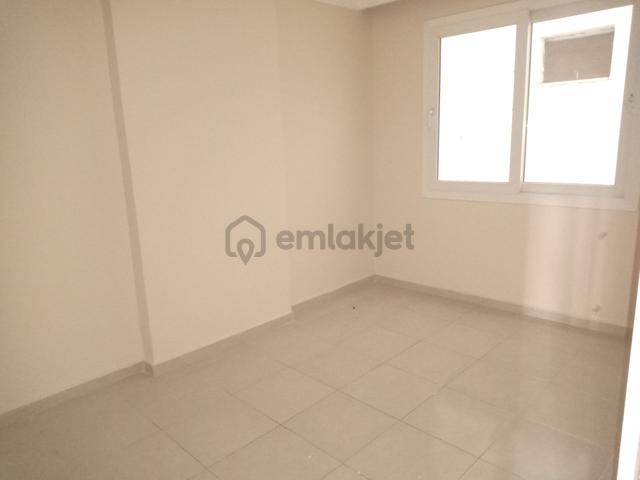 Karaağaç Konarlı Mahallesinde Gürsel Mevkisinde Kiracılı Ara Kat Temiz Satılık Daire 5