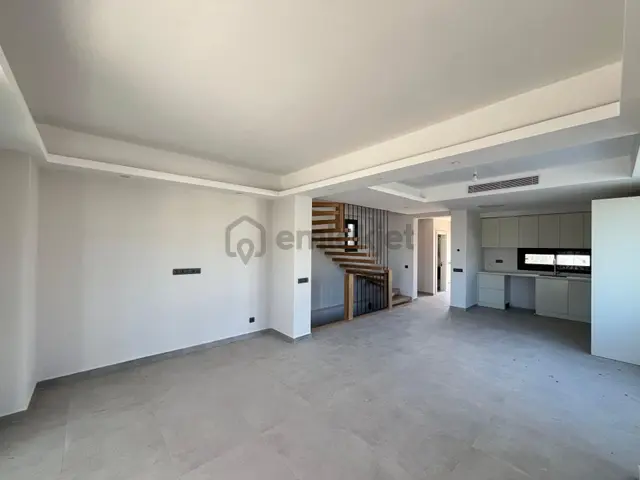 Bodrum Ortakent’te Satılık Modern Ve Konforlu 4+1 Villa 4