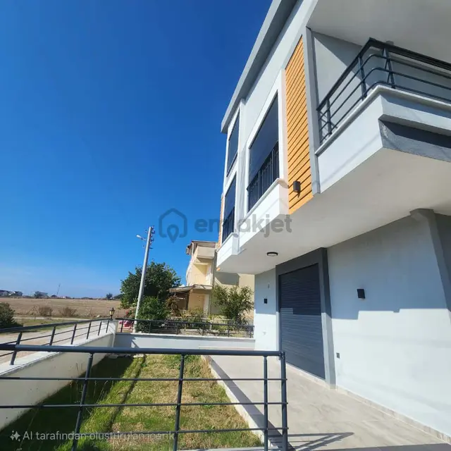 Didimde Denize 700 Metre 3+1 Açık Mutfak Villa 1